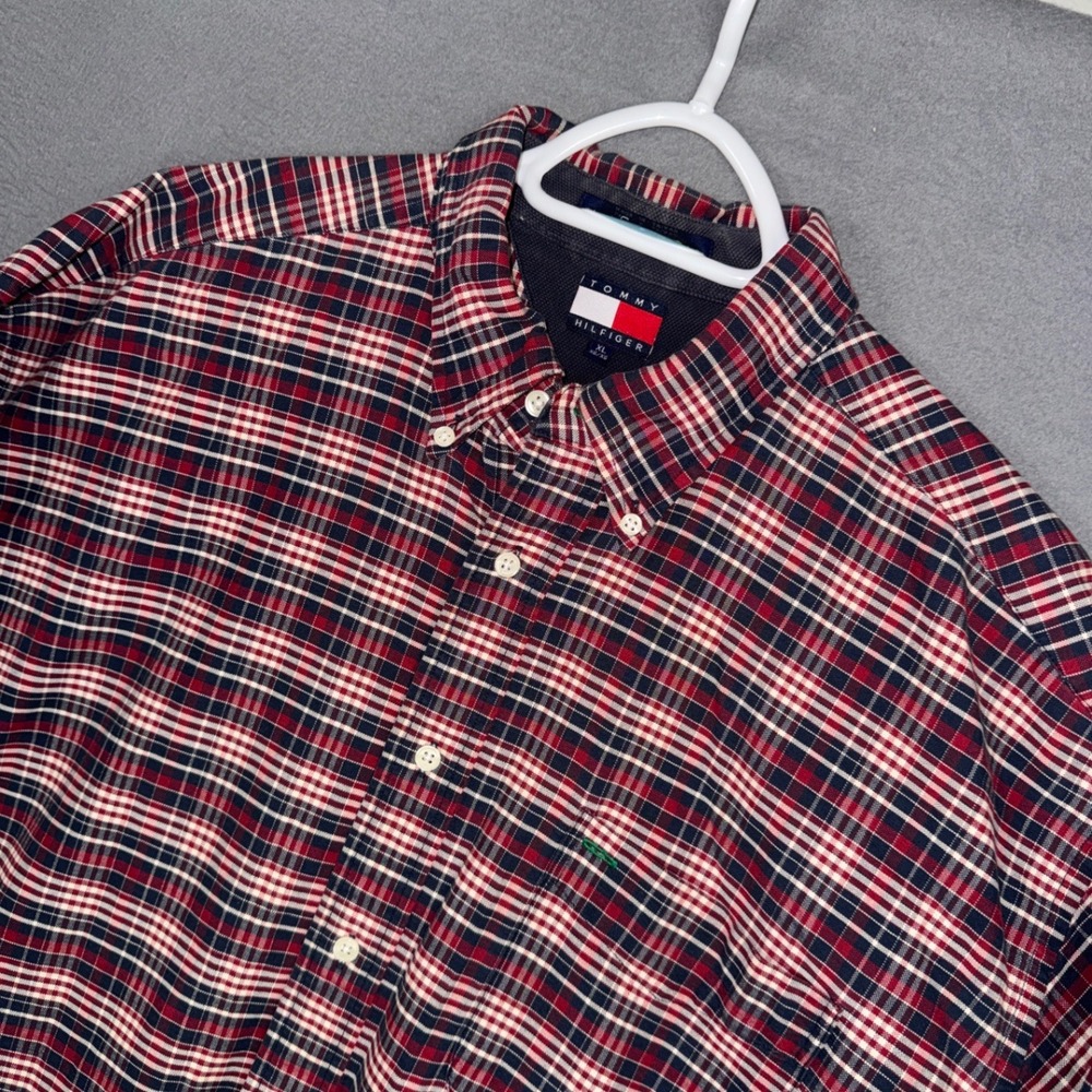 Tommy Hilfiger Shirt Mens XL Red Plaid Crest Logo Long Sleeve Button Down VTG